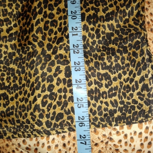 Stunt leopard print 100% silk tank top size M. - Picture 5 of 6